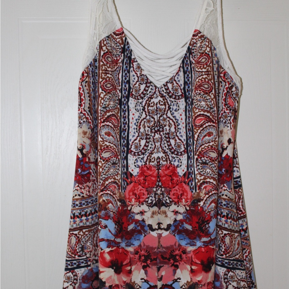 GG Collection Multicolor Floral Camisole